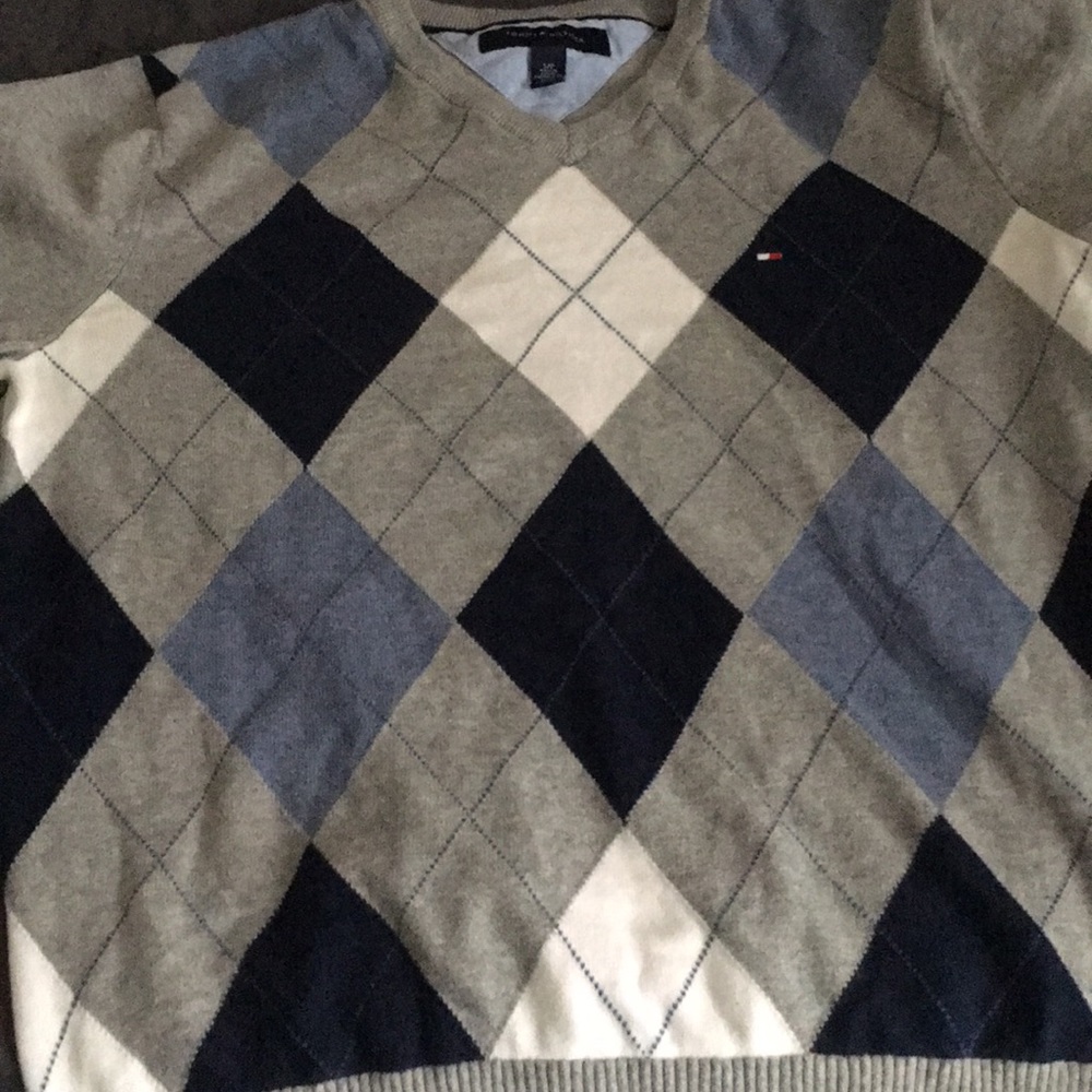 Tommy Hilfiger size S sweater